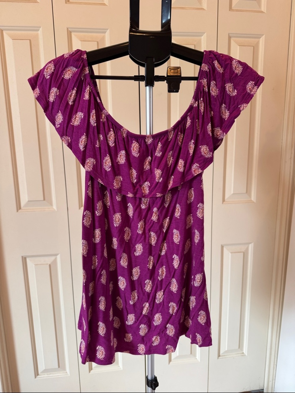 Old Navy Purple Off-Shoulder Tunic with Cream Floral Motif